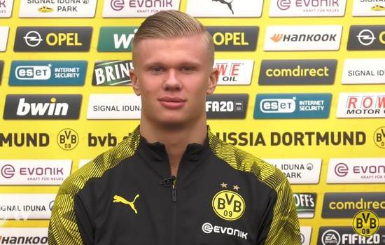 徐正源亲笔信：尊重蓉城规划选择告别，会作为粉丝永远支持成都（徐正源致信：尊重蓉城规划选择告别，今后将以粉丝身份永远支持成都）